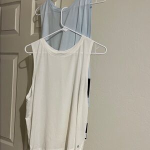 Traj3ctory lightweight Activewear Summer Tank Tops in White and Light Blue  XL